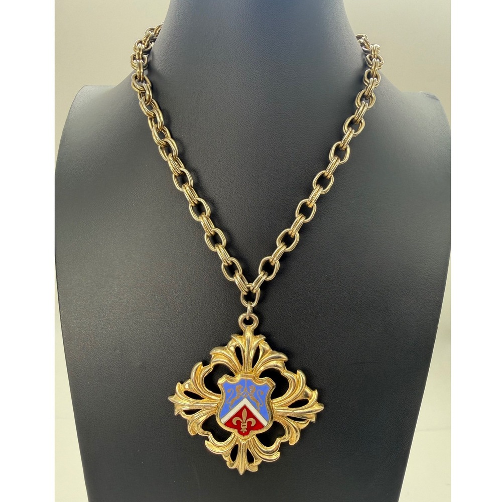Vintage Heraldic Coat of Arms Pendant‎ Necklace Gold Tone Enamel Fleur De Lis